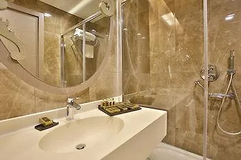 Doubletree By Hilton Istanbul Atasehir Hotel And Conference Centre Türkiye