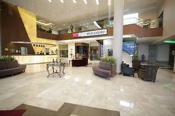 Doubletree By Hilton Istanbul Atasehir Hotel And Conference Centre