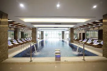 Doubletree By Hilton Istanbul Atasehir Hotel And Conference Centre 5*,