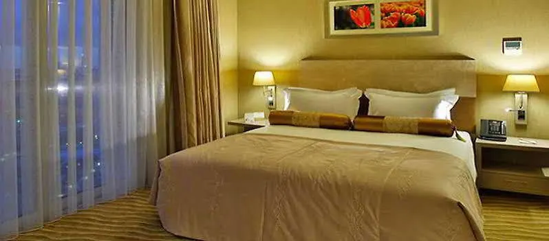 Doubletree By Hilton Istanbul Atasehir Hotel And Conference Centre
