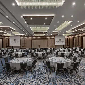 Hotel Renaissance Polat