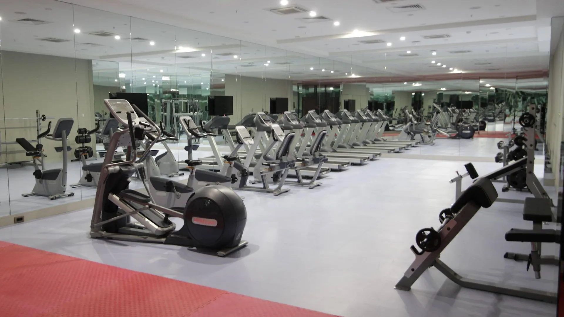 Doubletree By Hilton Istanbul Atasehir Hotel And Conference Centre