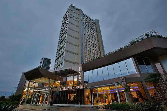 Doubletree By Hilton Istanbul Atasehir Hotel And Conference Centre