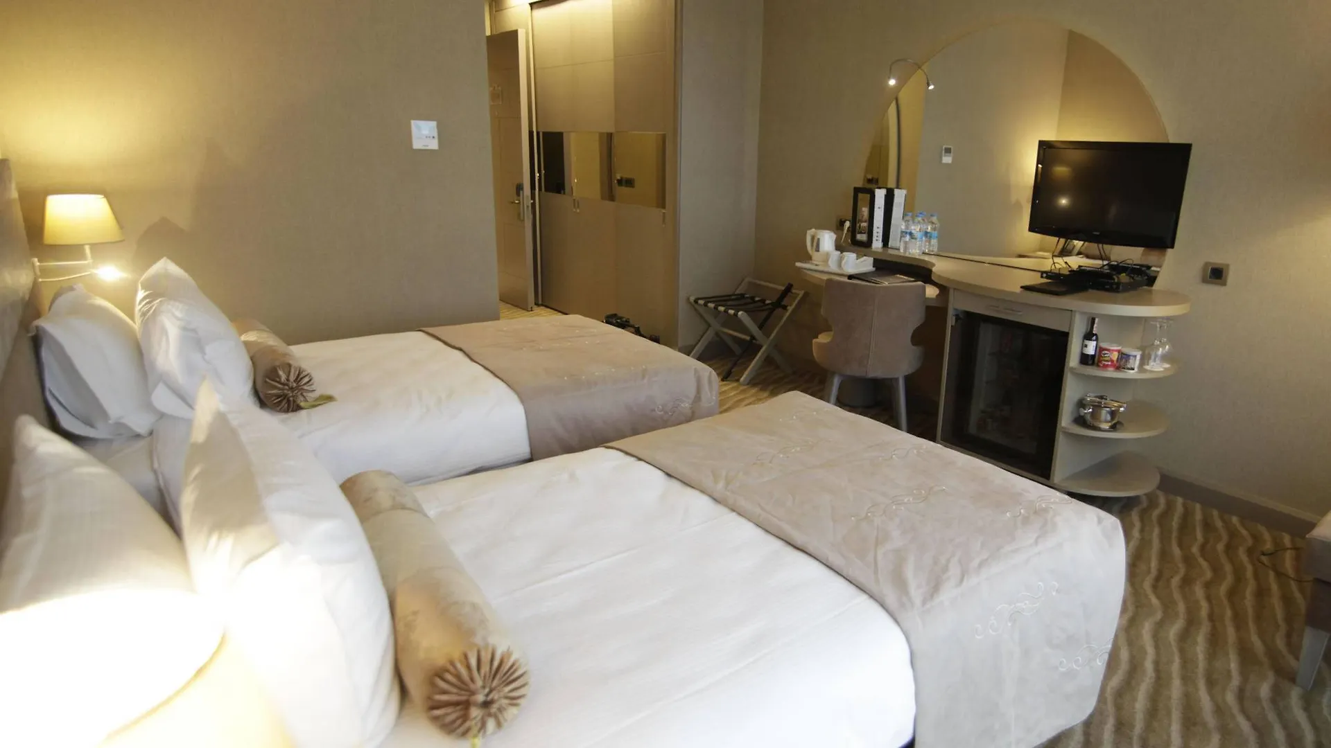 Doubletree By Hilton Istanbul Atasehir Hotel And Conference Centre